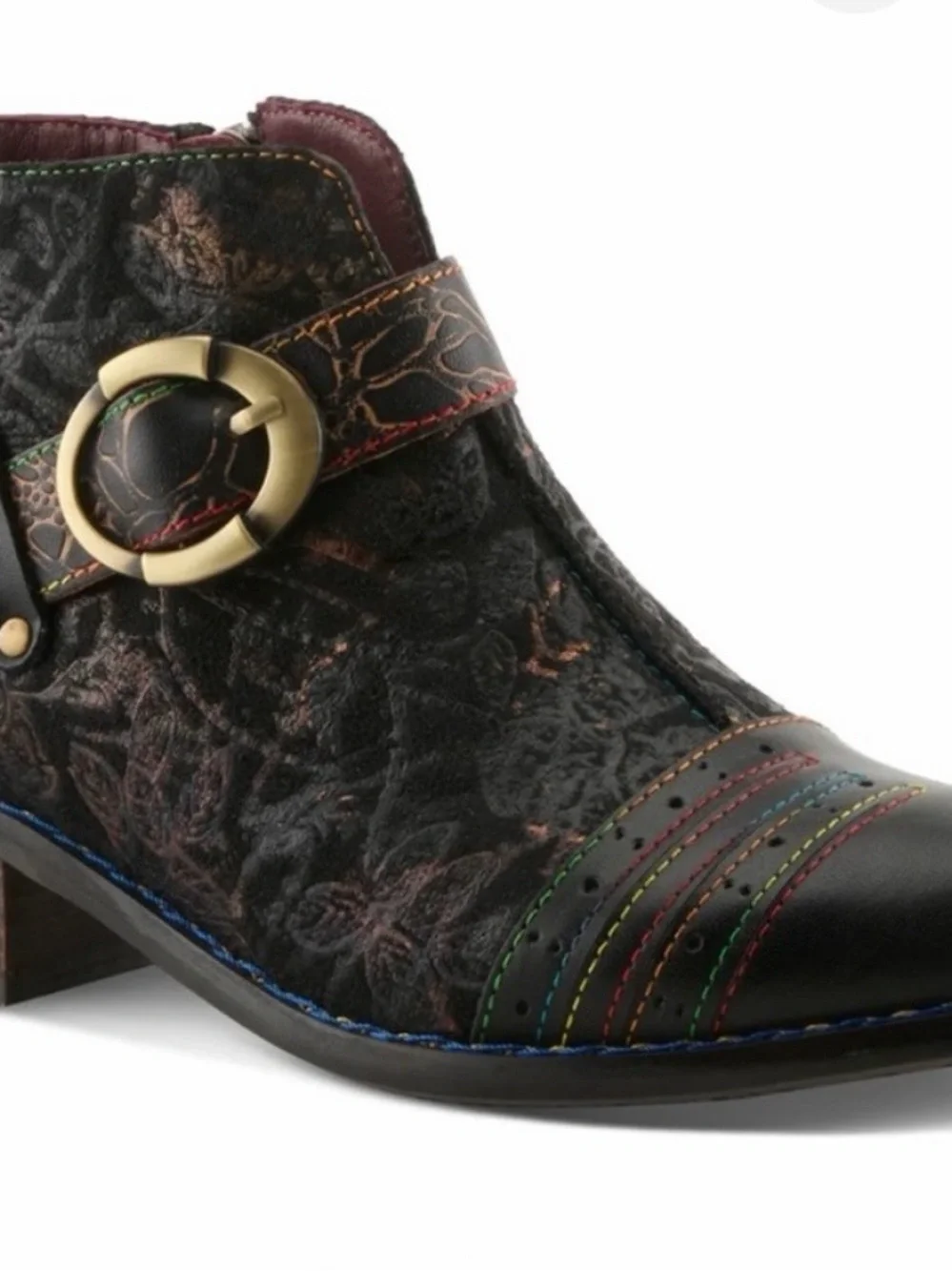 Men's Black Floral-Textured Chukka Boots with Decorative Buckle